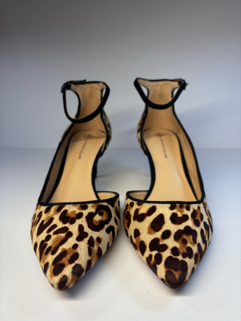 Antonio Melani Leopard Print Calf Hair Ankle Strap Heels S 8.5 Pointed Toe Pumps - Picture 3 of 13